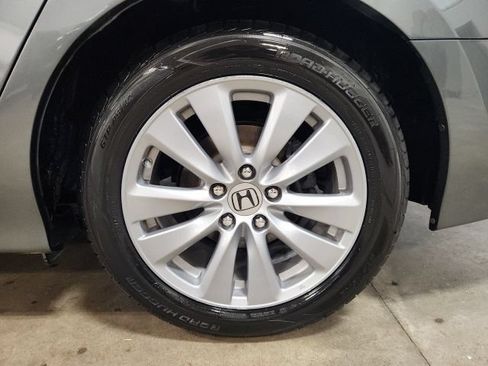Used 2011 Honda Accord EX-L image 25