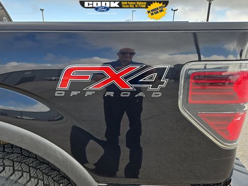 Used 2014 Ford F150 FX4 w/ Equipment Group 402A Luxury image 12