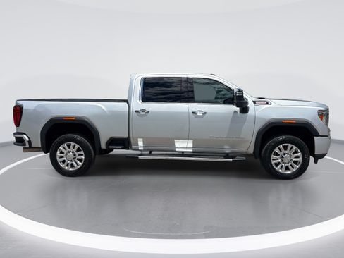Used 2020 GMC Sierra 2500 Denali w/ Denali Ultimate Package AWD/4WD image 9