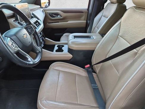 Used 2021 Chevrolet Tahoe Premier w/ Premium Package RWD image 13