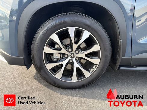 Used 2024 Toyota Grand Highlander AWD Hybrid image 24