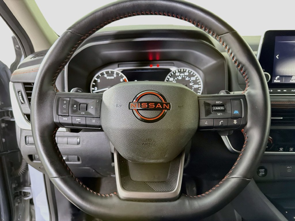 Used 2025 Nissan Rogue SV AWD/4WD image 15
