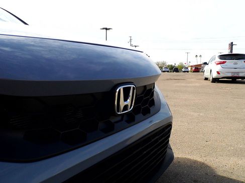 Used 2024 Honda Civic Sport image 8