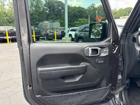 Used 2023 Jeep Wrangler Unlimited w/ Cold Weather Group AWD/4WD image 31