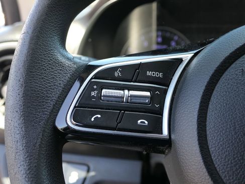 Used 2021 Kia Forte LXS FWD image 12