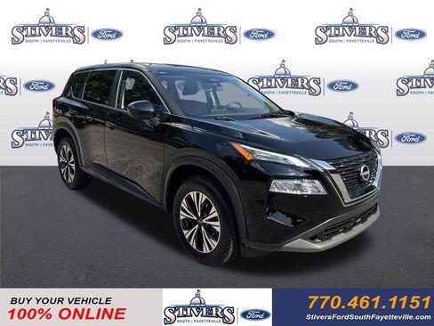 Used 2023 Nissan Rogue SV image 1