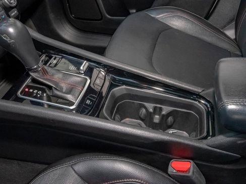 Used 2023 Jeep Compass Trailhawk image 30