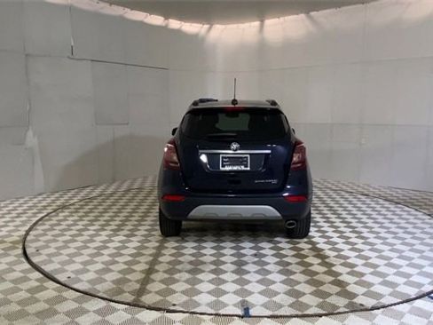 Used 2022 Buick Encore Preferred w/ Safety Package image 7