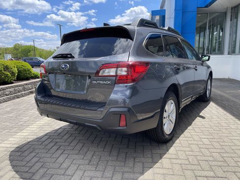 Used 2019 Subaru Outback 2.5i Premium AWD/4WD image 5