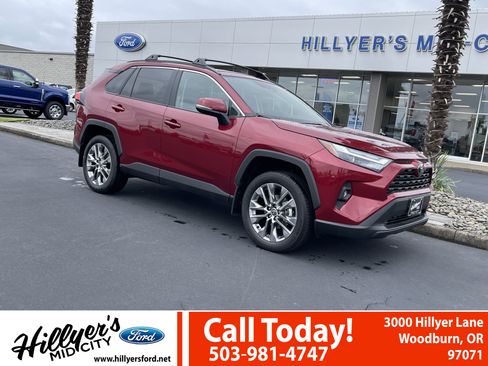 Used 2025 Toyota RAV4 XLE Premium w/ Weather Package AWD/4WD image 1