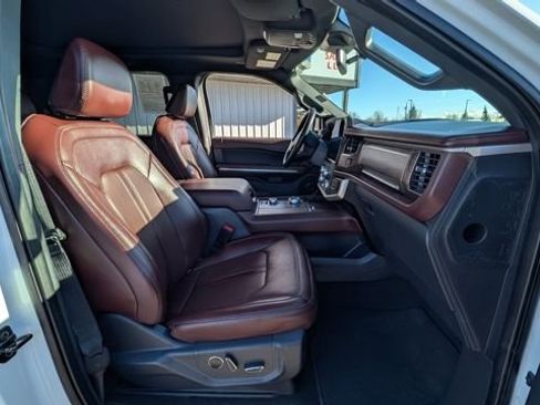 Used 2024 Ford Expedition Max Limited AWD/4WD image 33