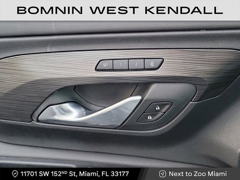 Used 2020 GMC Terrain SLT w/ Preferred Package image 29