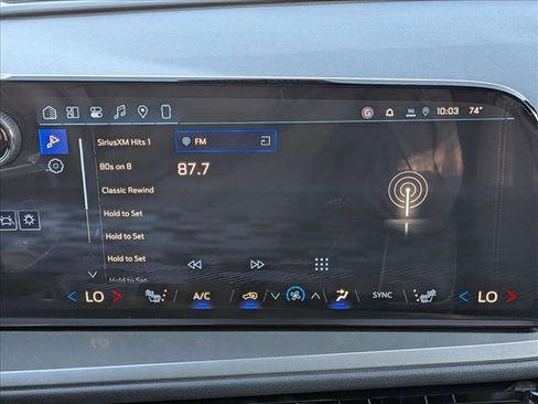 New 2026 Chevrolet Traverse LT image 10