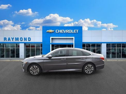 Used 2018 Honda Accord Touring image 6