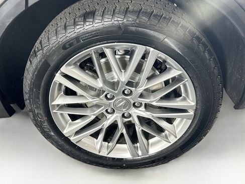 Used 2023 Acura MDX SH-AWD w/ Advance Package image 11