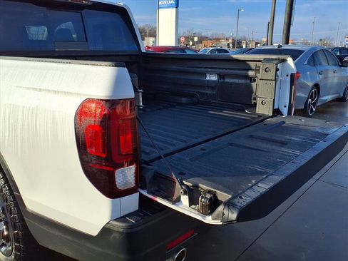 Used 2025 Honda Ridgeline RTL+ image 22