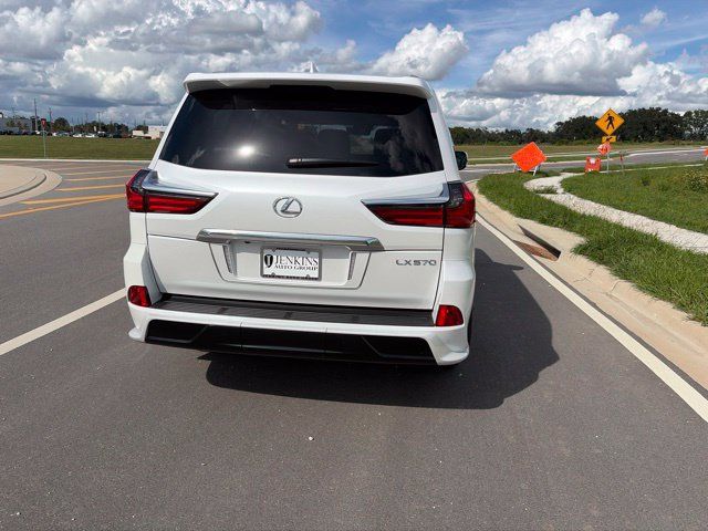 Used 2020 Lexus LX 570 4WD w/ Sport Package image 10