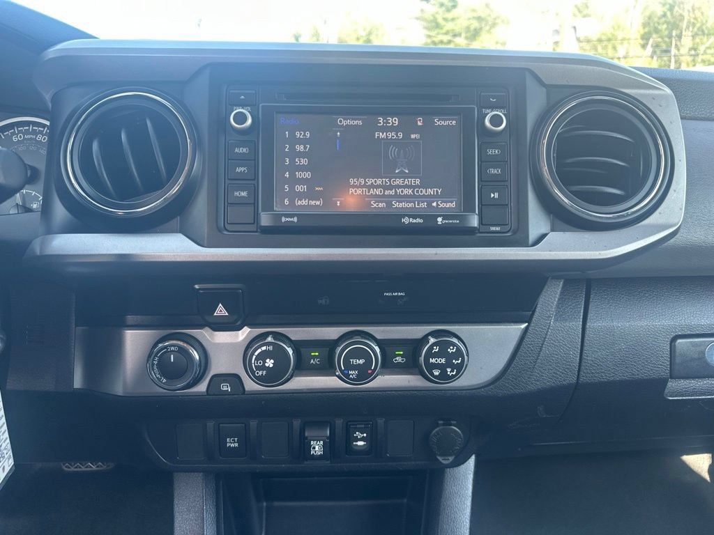 Used 2019 Toyota Tacoma SR5 AWD/4WD image 21
