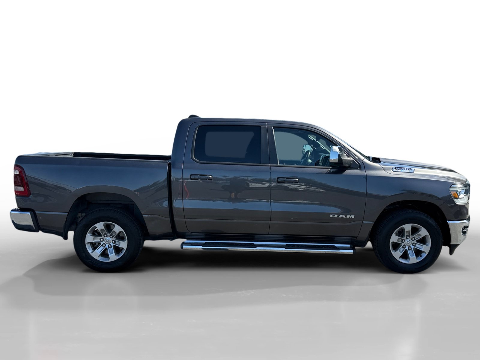 Used 2023 RAM 1500 Laramie AWD/4WD image 6