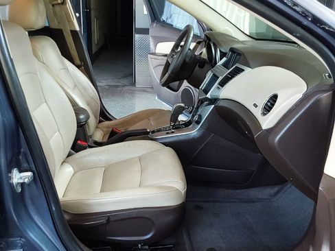 Used 2013 Chevrolet Cruze LT w/ Enhanced Safety Package FWD image 15