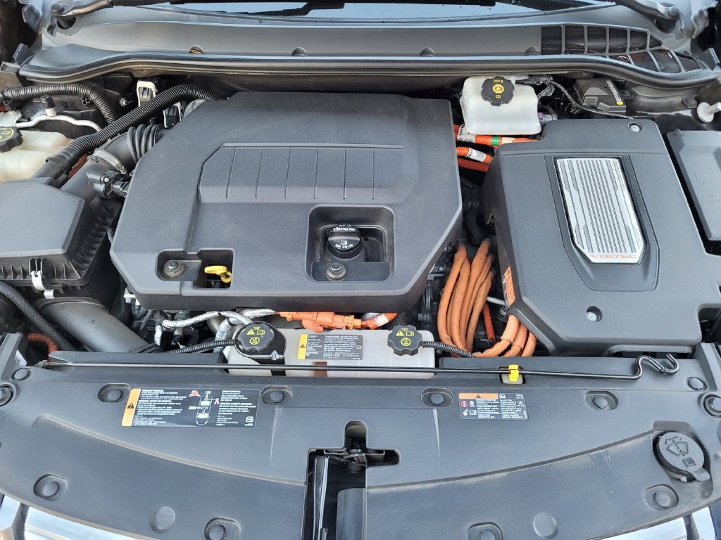 Used 2015 Chevrolet Volt Premium w/ Premium Trim Package FWD image 15