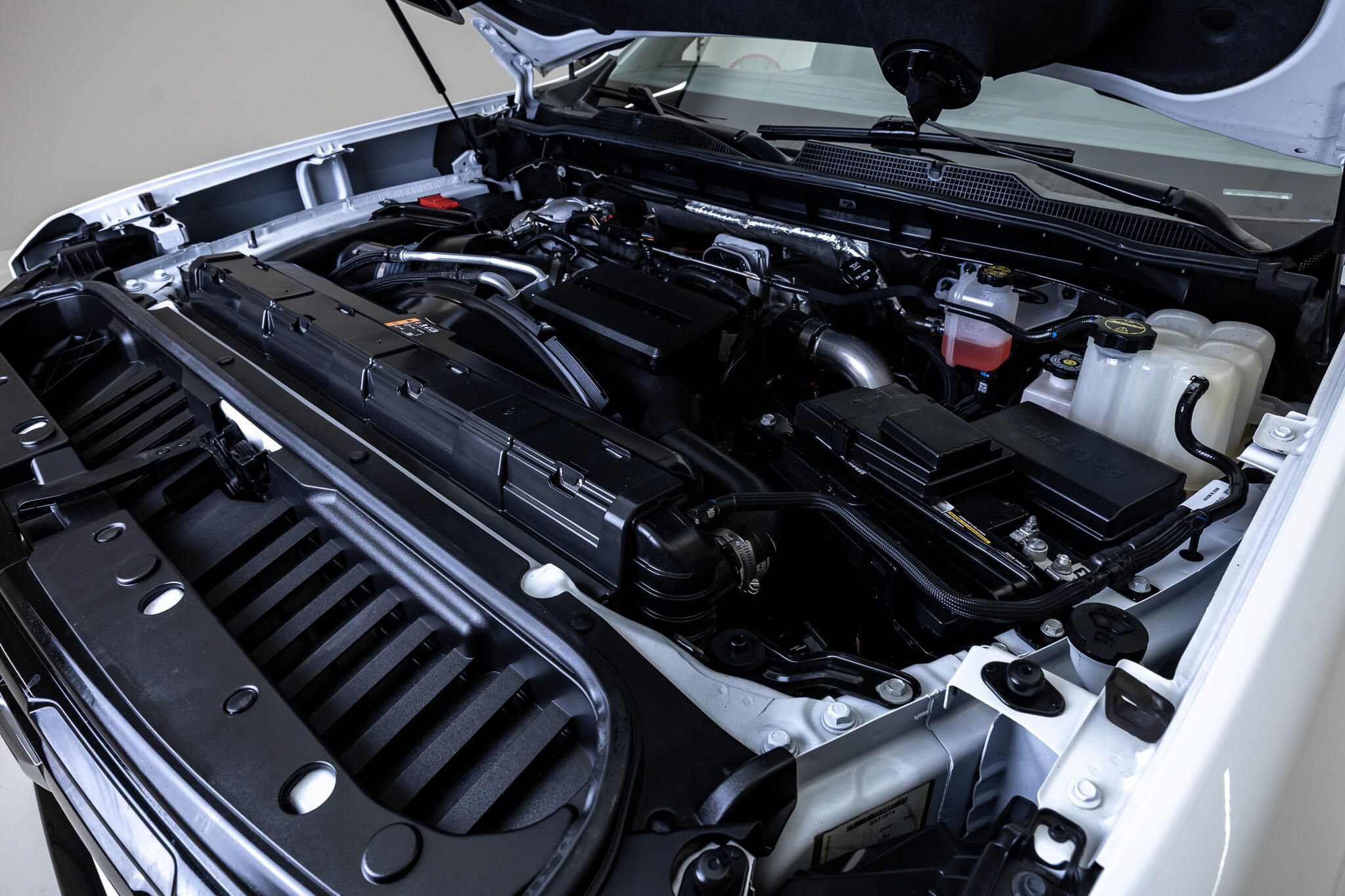 Used 2025 Chevrolet Silverado 2500 LTZ w/ LTZ Plus Package AWD/4WD image 41
