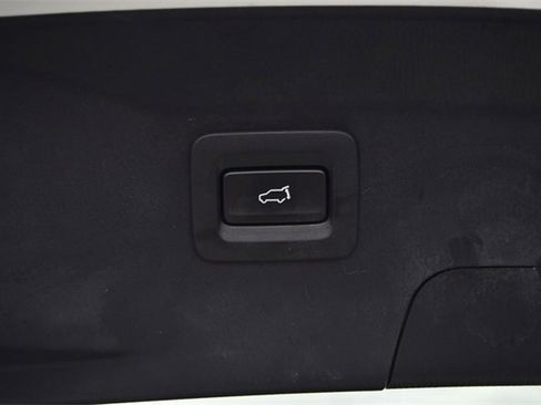 Used 2023 MAZDA CX-9 Touring image 26