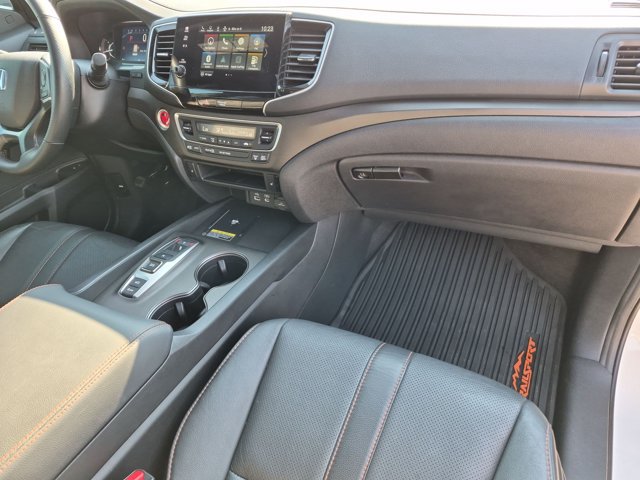 Certified 2024 Honda Passport TrailSport image 22