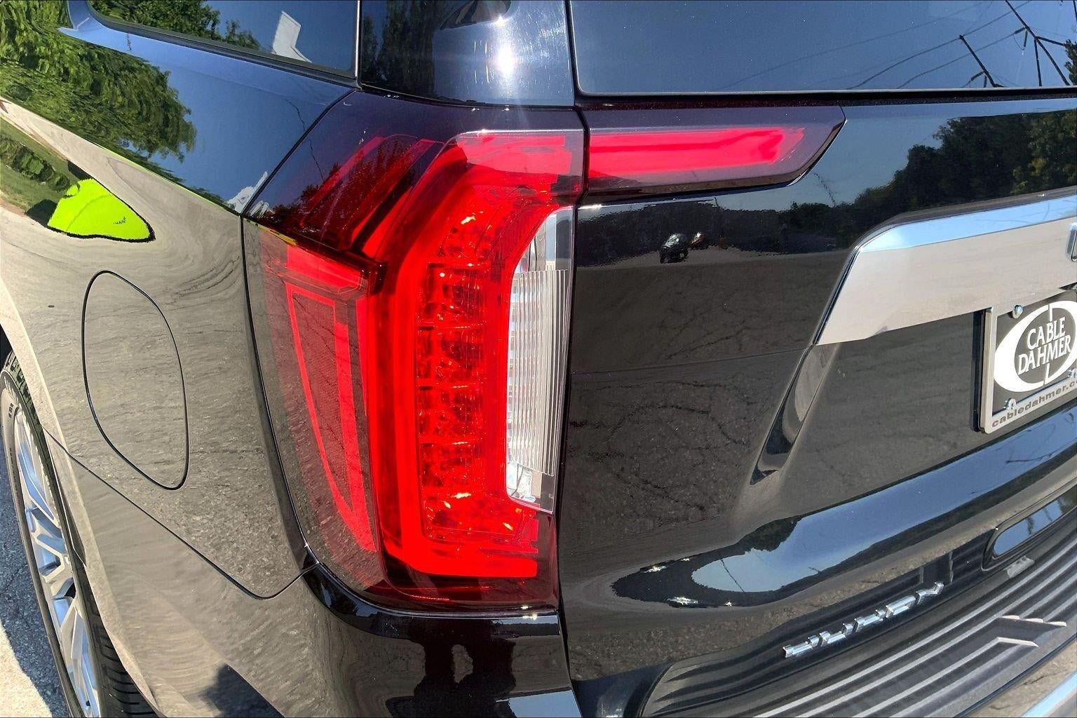 Used 2024 GMC Yukon Denali w/ Denali Reserve Package AWD/4WD image 29