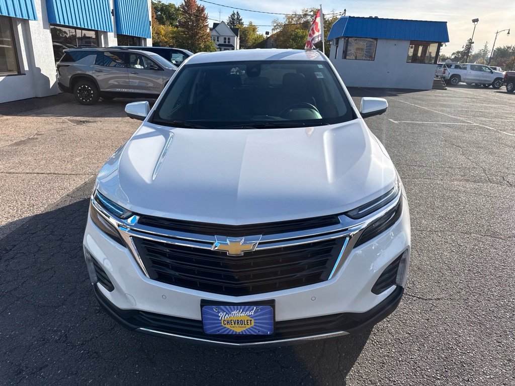 Used 2022 Chevrolet Equinox LT AWD/4WD image 4