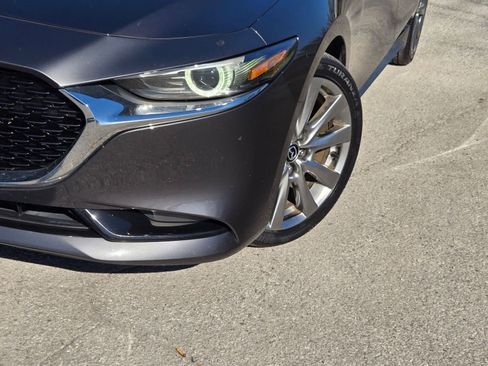 Used 2021 MAZDA MAZDA3 s image 10