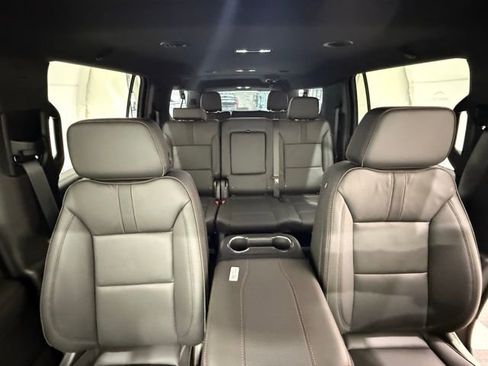 New 2026 Chevrolet Suburban RST w/ Comfort Package image 32
