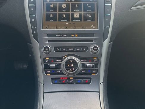 Used 2018 Lincoln MKZ Reserve w/ Technology Package image 21