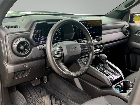 Used 2024 Chevrolet Colorado Trail Boss w/ Technology Package AWD/4WD image 20