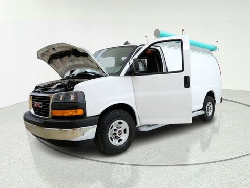 Used 2020 GMC Savana 2500 w/ Driver Convenience Package RWD image 10