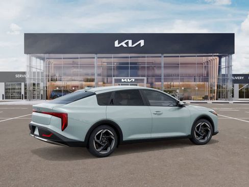 New 2026 Kia K4 EX image 6