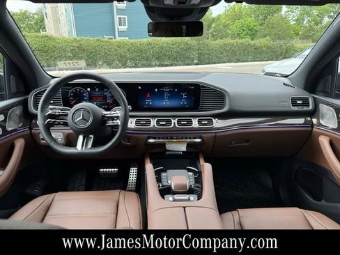New 2026 Mercedes-Benz GLS 450 4MATIC image 14