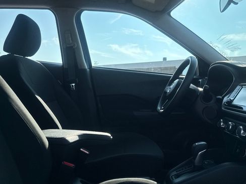 Certified 2025 Nissan Kicks Play S FWD image 27