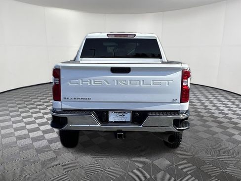 Used 2025 Chevrolet Silverado 2500 LT w/ Convenience Package image 5