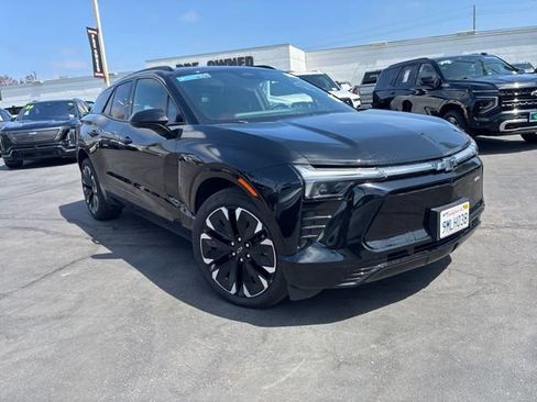 Used 2024 Chevrolet Blazer EV RS AWD/4WD image 2