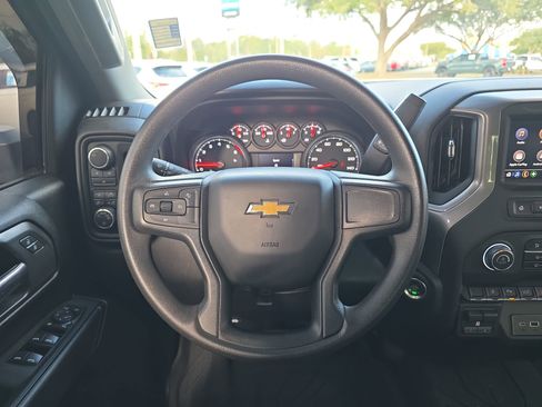 Used 2024 Chevrolet Silverado 2500 Custom w/ Custom Value Package image 13