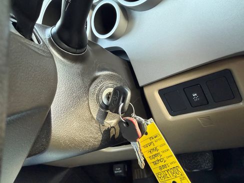 Used 2008 Toyota Tundra Limited image 25