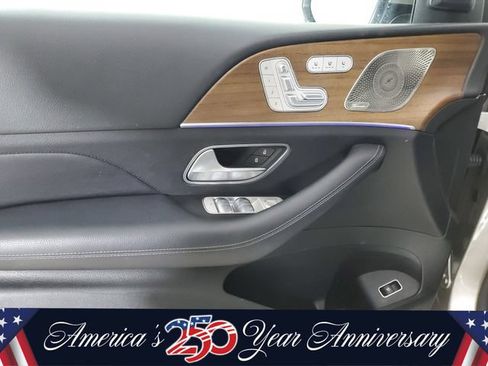 Used 2022 Mercedes-Benz GLS 450 4MATIC image 15