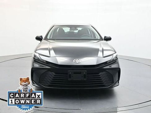 Used 2025 Toyota Camry LE FWD image 3