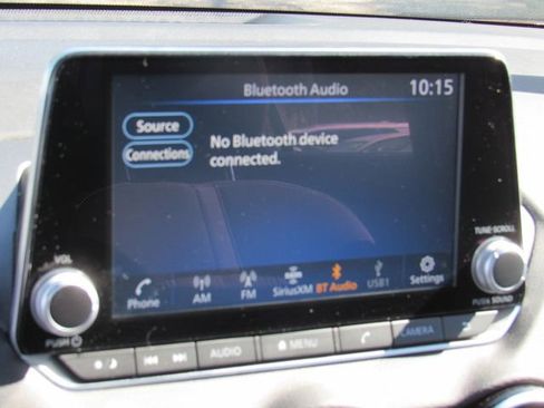 Certified 2025 Nissan Sentra SV w/ Trunk Package image 13