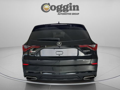 Used 2023 Acura MDX A-Spec image 4