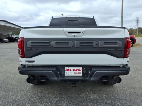 Used 2019 Ford F150 Raptor w/ Equipment Group 802A Luxury image 6