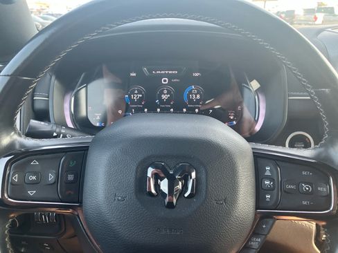 Used 2023 RAM 1500 Limited AWD/4WD image 16