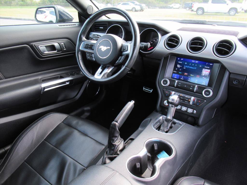 Used 2021 Ford Mustang Premium RWD image 11