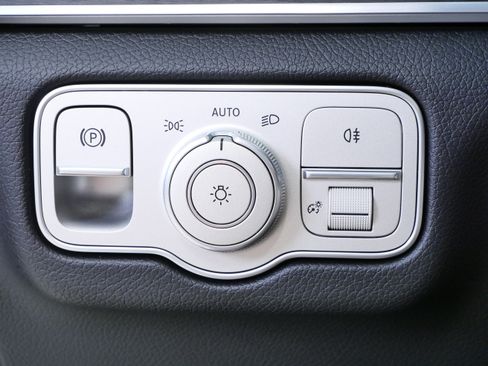 Certified 2026 Mercedes-Benz GLE 350 4MATIC image 24